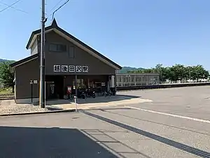 越後田澤車站（2020年6月9日）