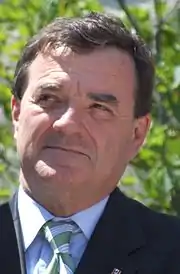 前加拿大財政部長費拉逖（2006-2014），法学士 '73