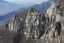 嵩山