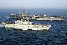 在摩洛哥外海所舉行的莊嚴之鷹2004（Majestic Eagle 2004）多國演習中，加里波底號與美國海軍航空母艦杜魯門號並排航行。